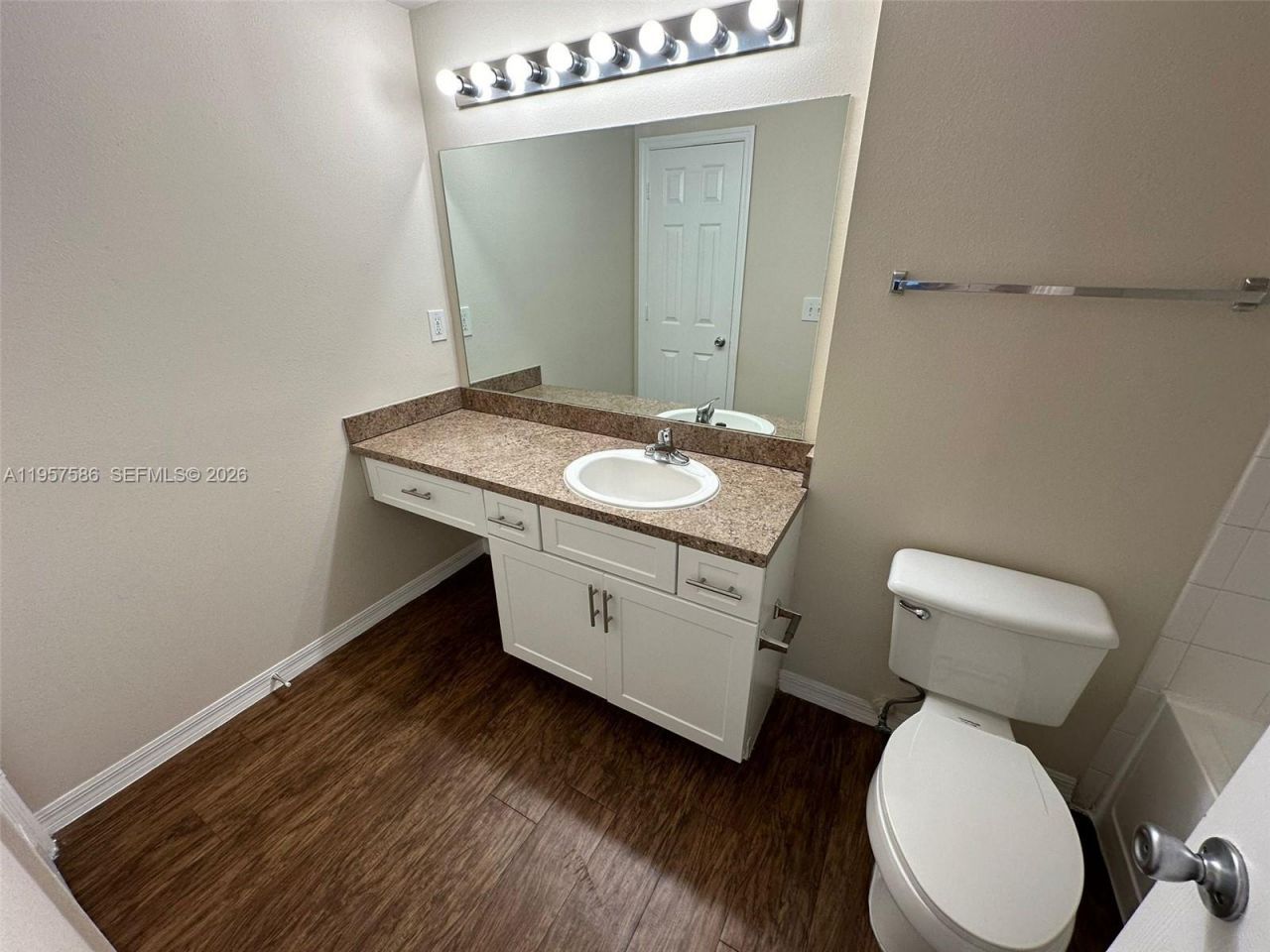 11600 SW 2nd St, Unit 18208, Pembroke Pines, FL 33025 Photo