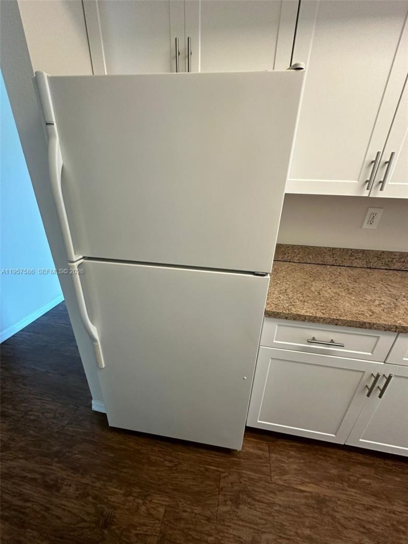 11600 SW 2nd St, Unit 18208, Pembroke Pines, FL 33025 Photo