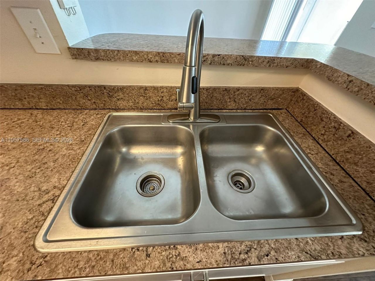 11600 SW 2nd St, Unit 18208, Pembroke Pines, FL 33025 Photo