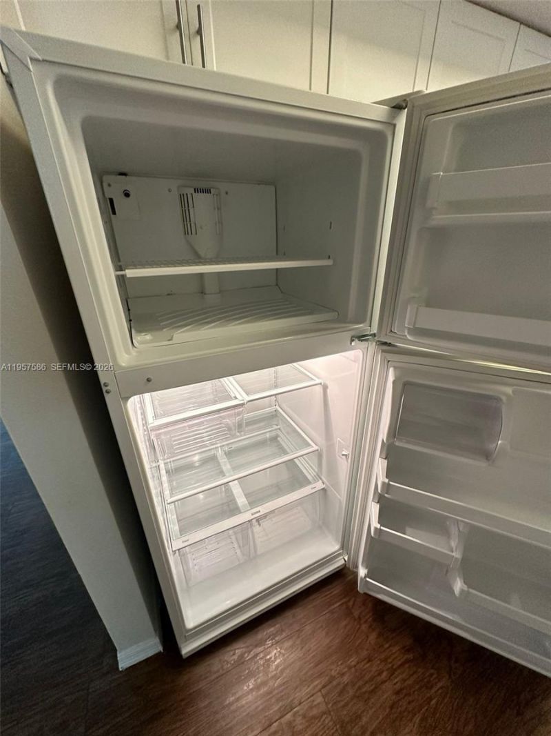 11600 SW 2nd St, Unit 18208, Pembroke Pines, FL 33025 Photo