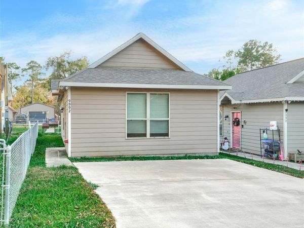 9992 Calendar Street, Willis, TX 77318