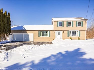 1484 Davis Road, Churchville, NY 14428