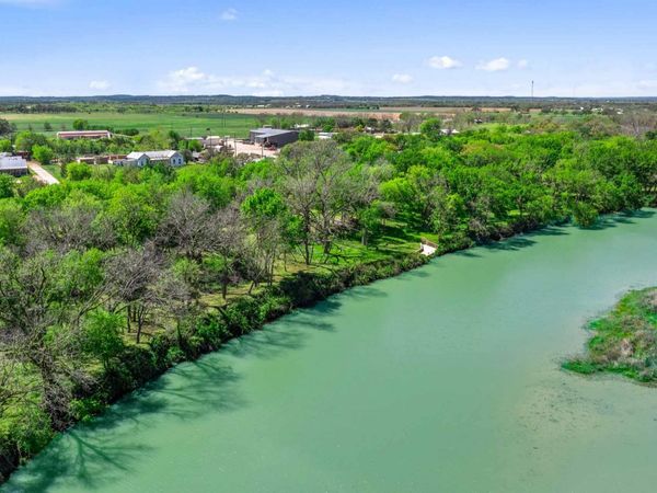 571 Ranch Road 1, Stonewall, TX 78671