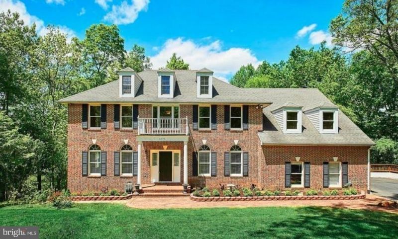 6608 STONECREST LANE, FAIRFAX STATION, VA 22039