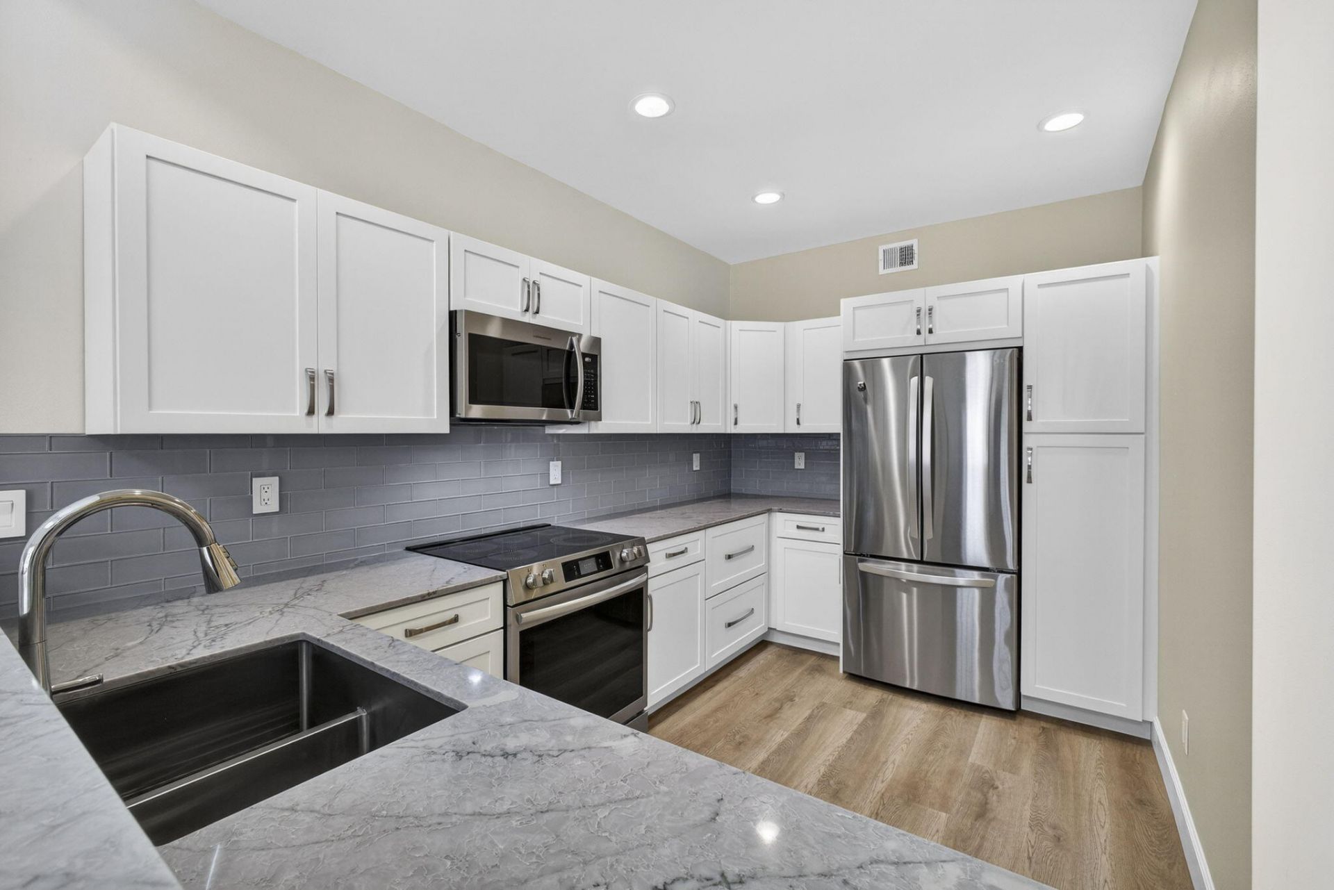 10726 Pelican Drive, Wellington, FL 33414 Photo