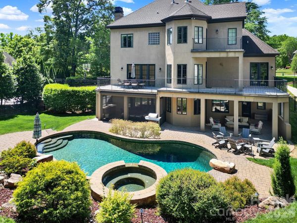 8000 Skye Lochs Drive, Waxhaw, NC 28173