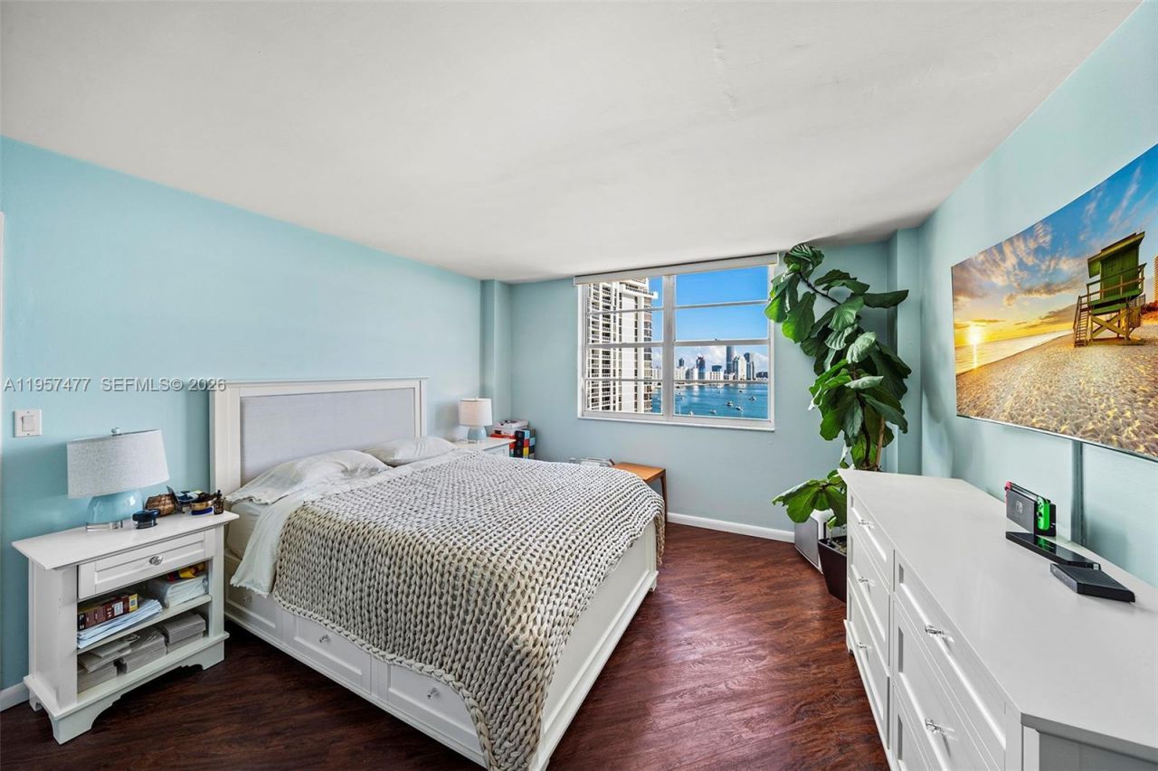 5 Island Ave , Unit 15G, Miami Beach, FL 33139 Photo