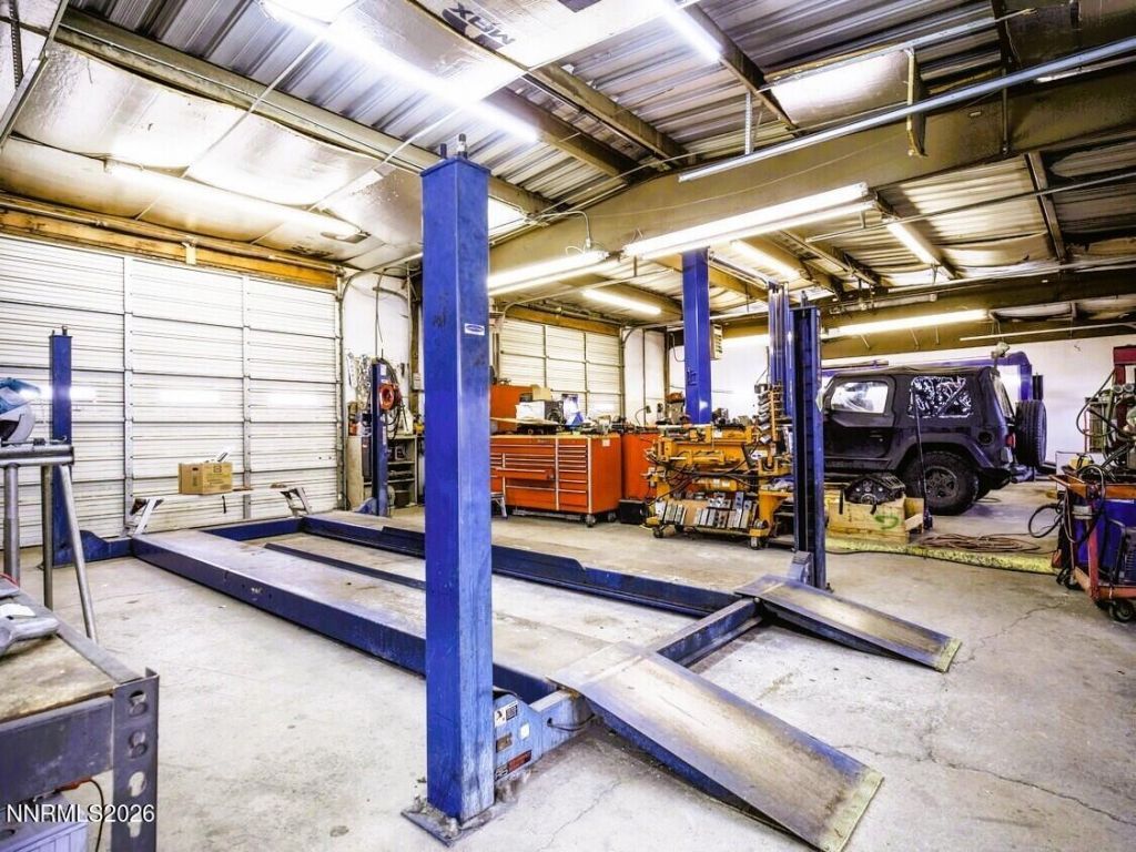 1417 Industrial Way, Gardnerville, NV 89410 Photo