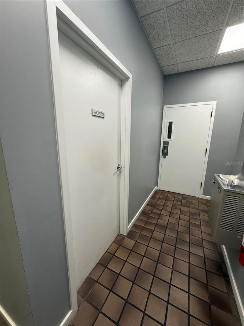 890 N State Road 434, Altamonte Springs, FL 32714 Photo