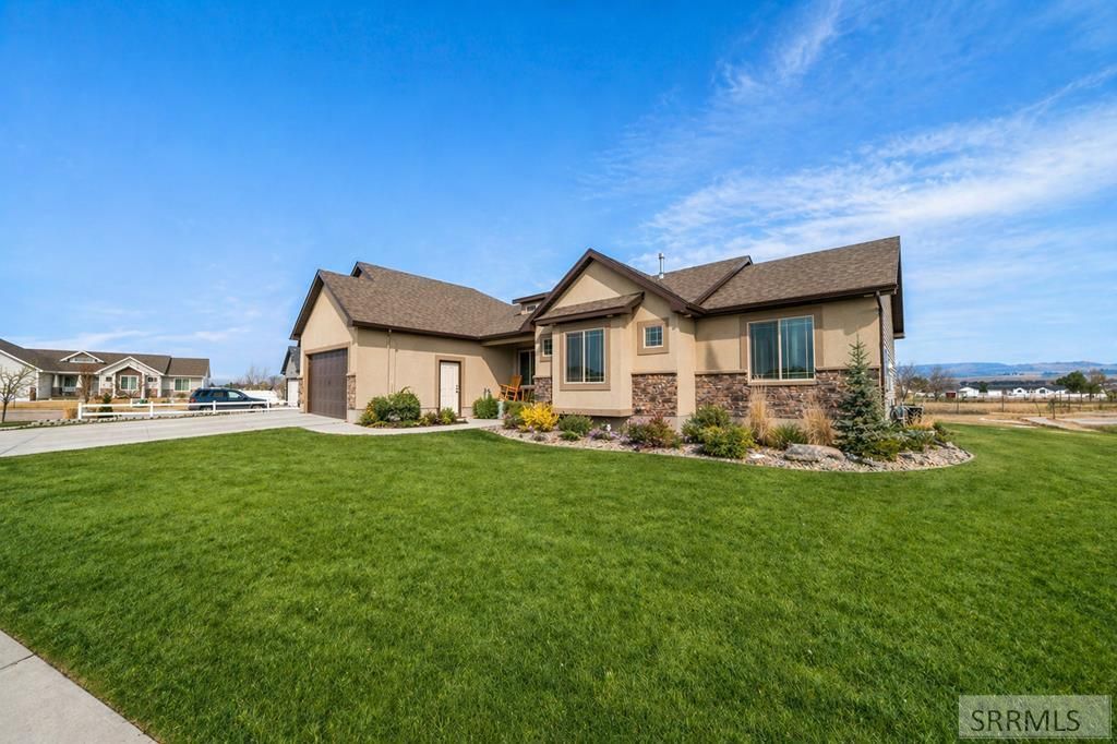 4631 Mountain Bend Drive, Ammon, ID 83406 Main Photo