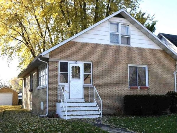 744 E Brooks Street, Galesburg, IL 61401