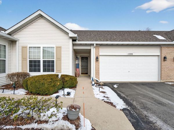 1596 W Ludington Circle, Romeoville, IL 60446