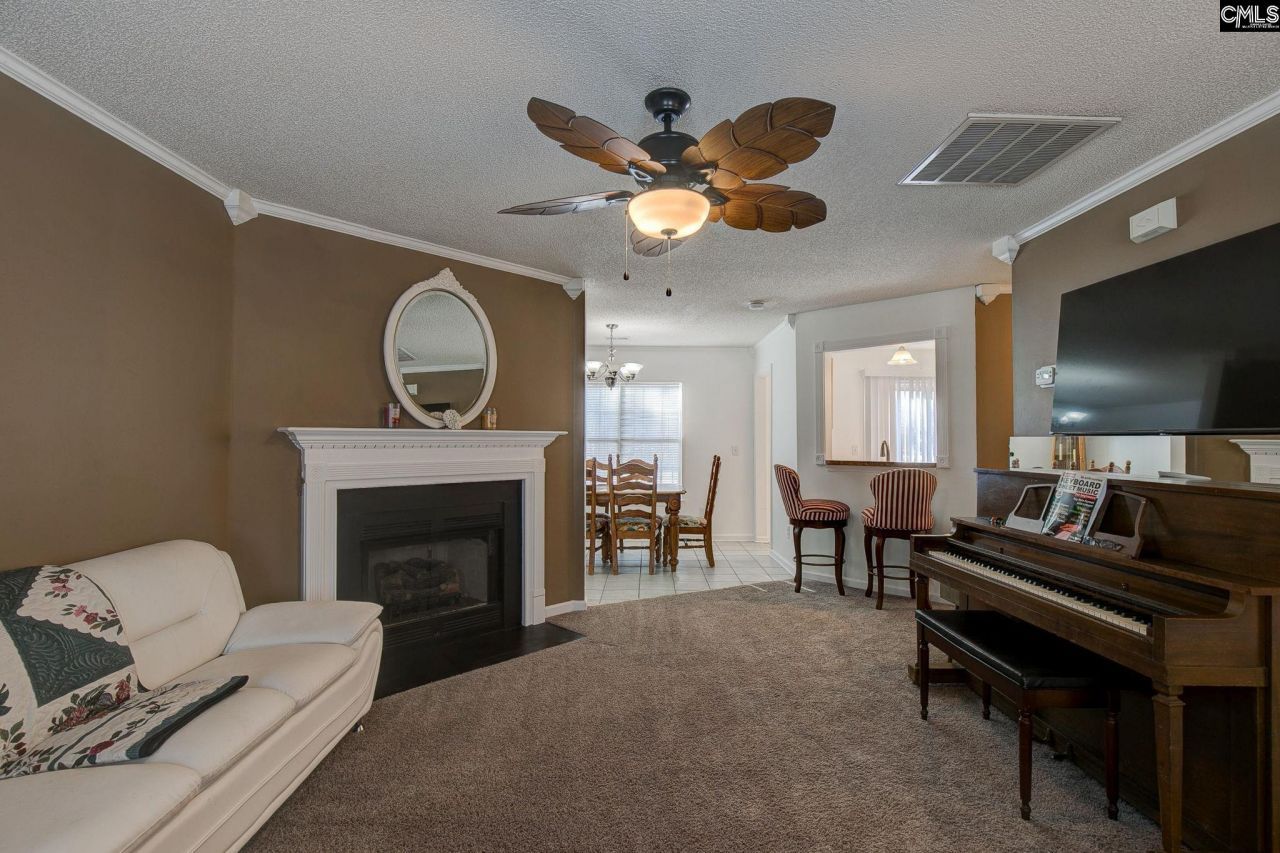 217 Caro Lane Photo 7