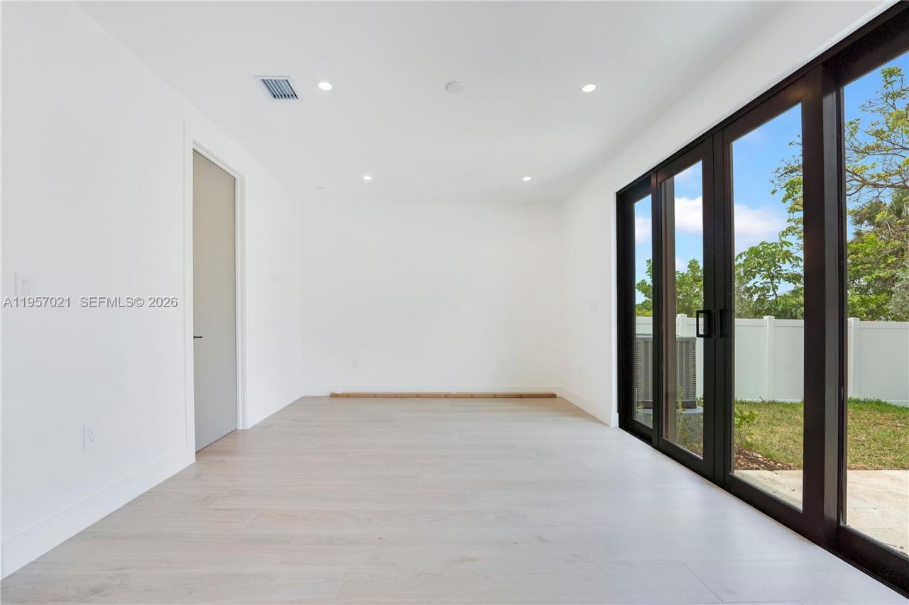 2661 Johnson St, Hollywood, FL 33020 Photo