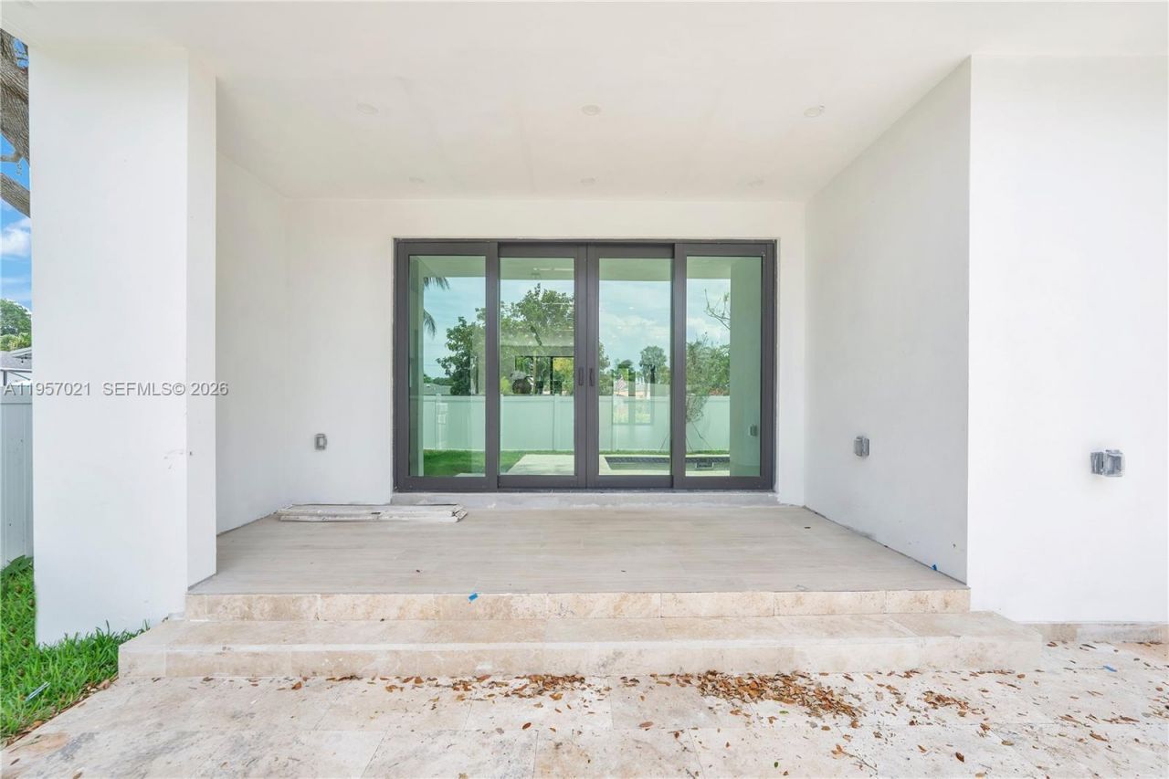 2661 Johnson St, Hollywood, FL 33020 Photo