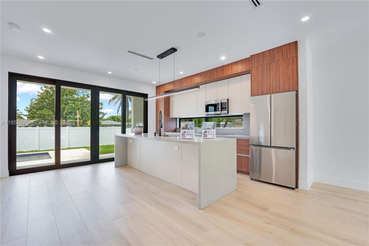 2661 Johnson St, Hollywood, FL 33020 Photo
