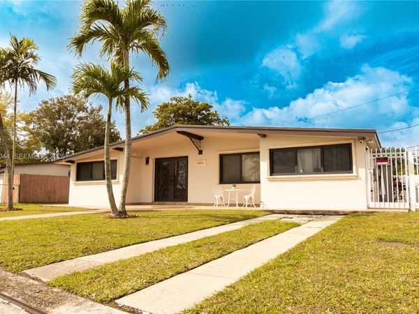 4420 SW 114th Ct, Miami, FL 33165