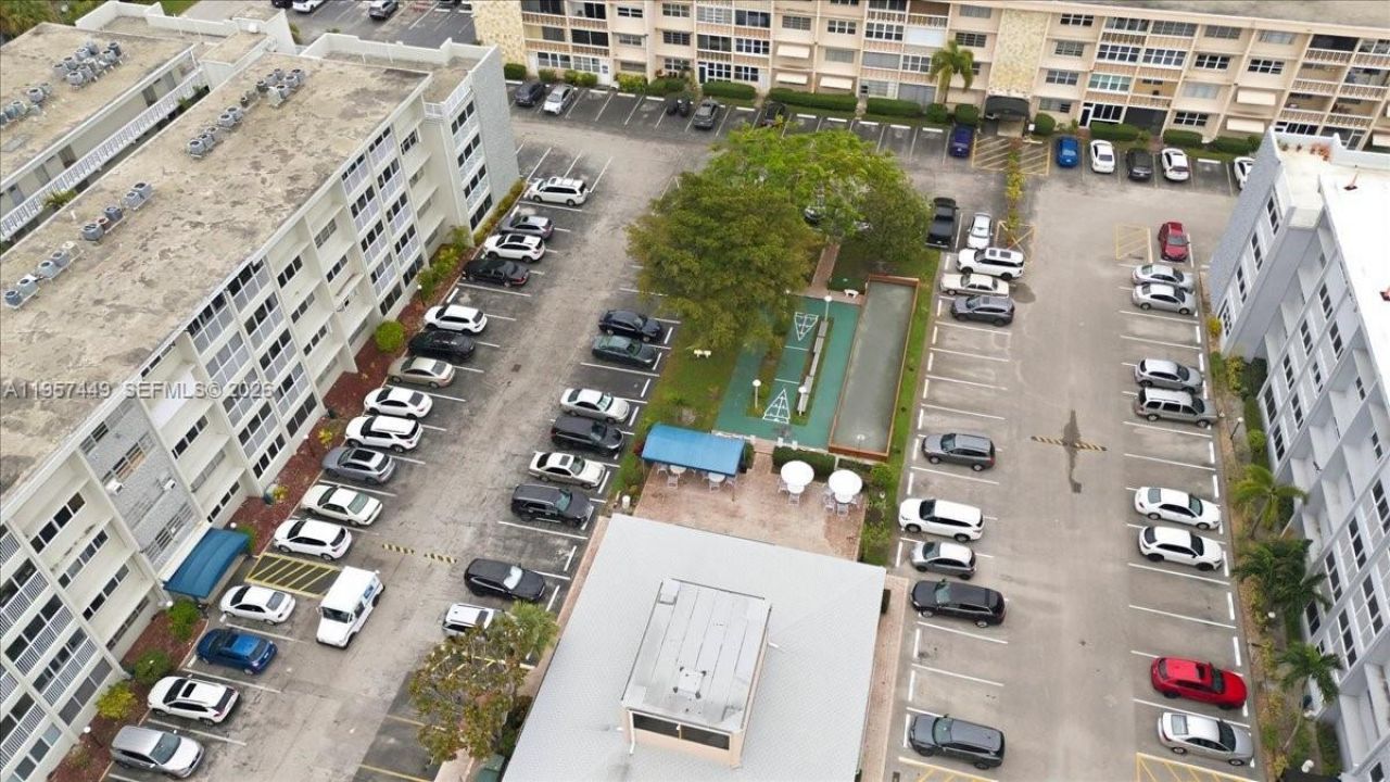 330 SE 2nd St , Unit 501G, Hallandale Beach, FL 33009 Photo