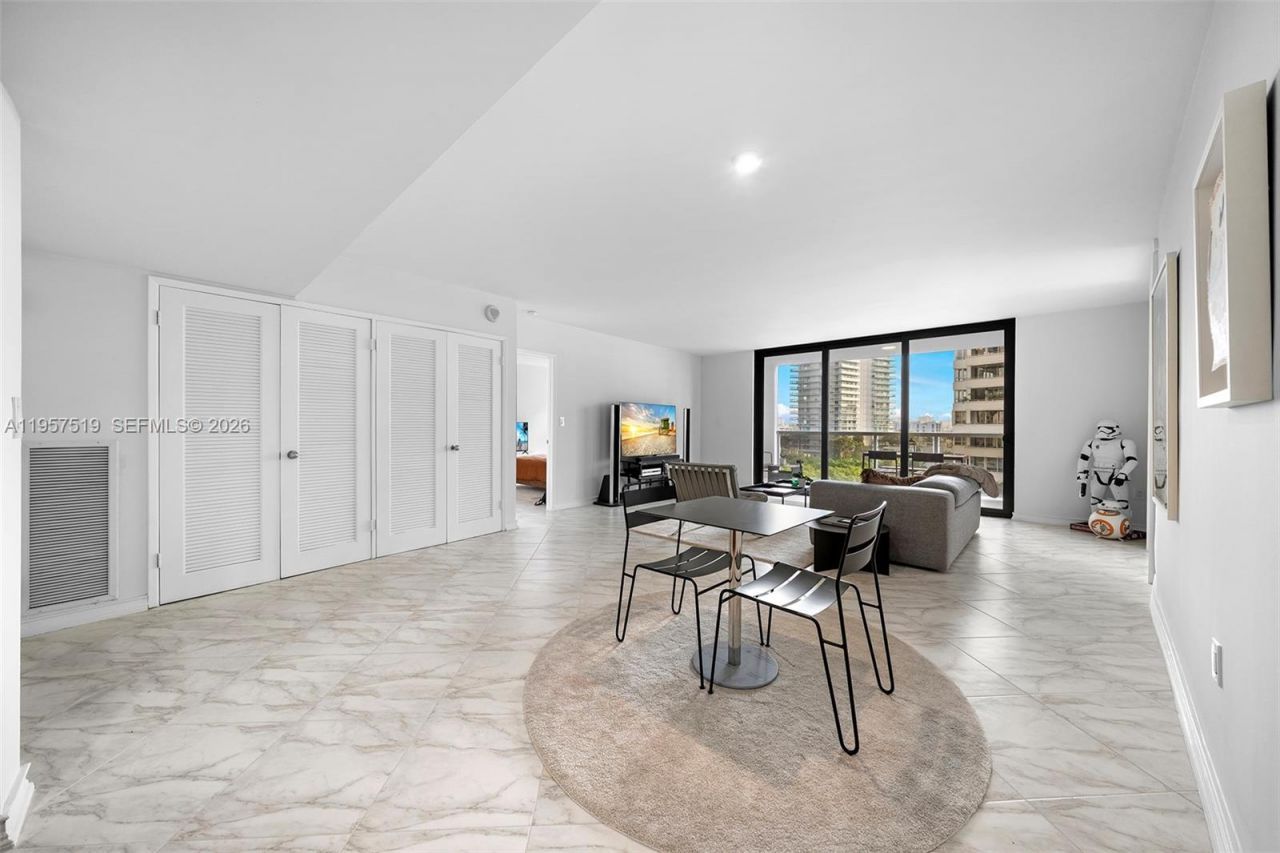 9 Island Ave , Unit 710, Miami Beach, FL 33139 Photo