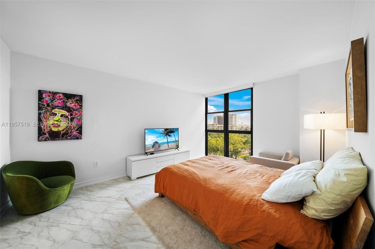 9 Island Ave , Unit 710, Miami Beach, FL 33139 Photo