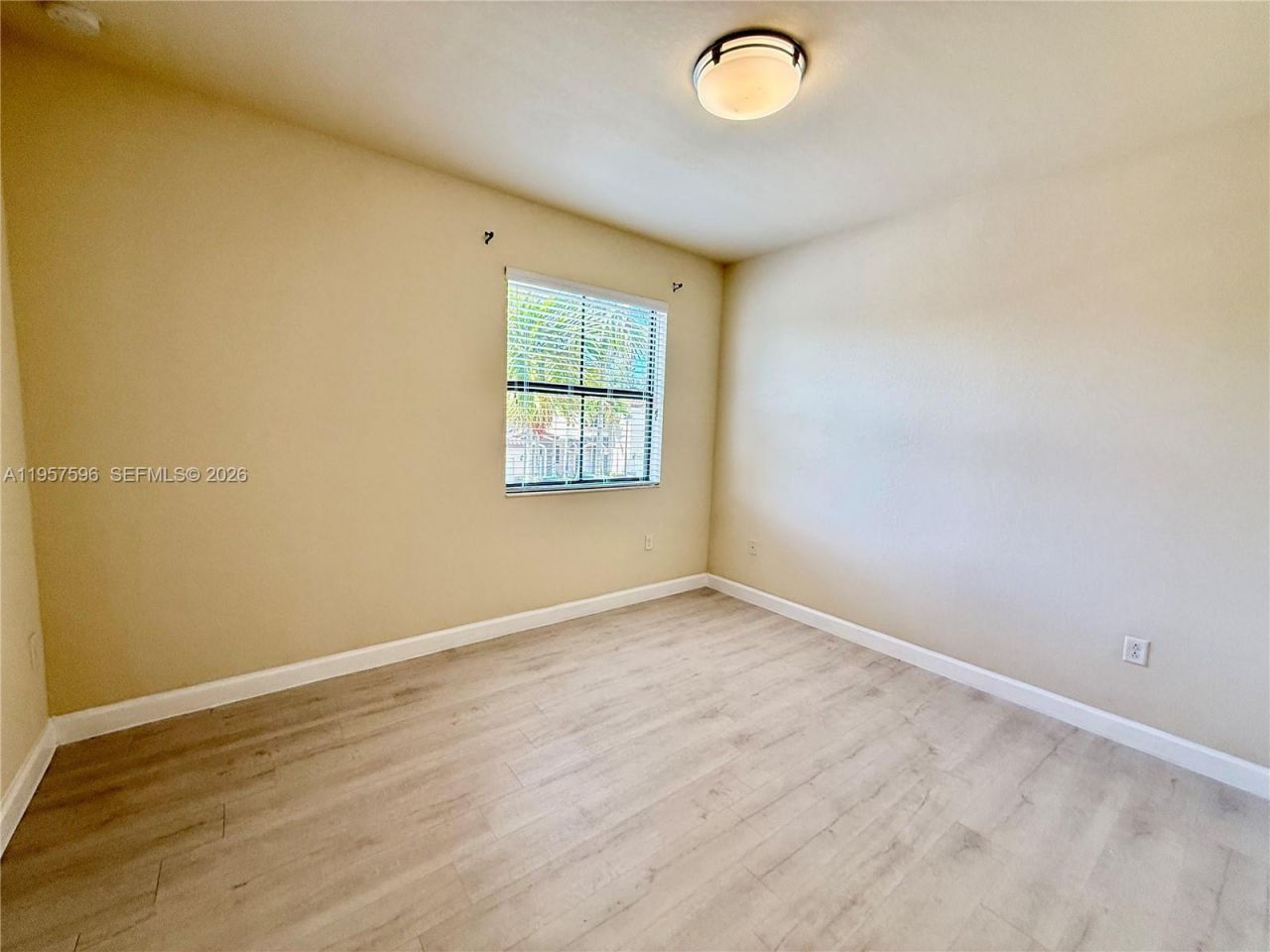 3385 W 86th Ter, Unit 3385, Hialeah, FL 33018 Photo