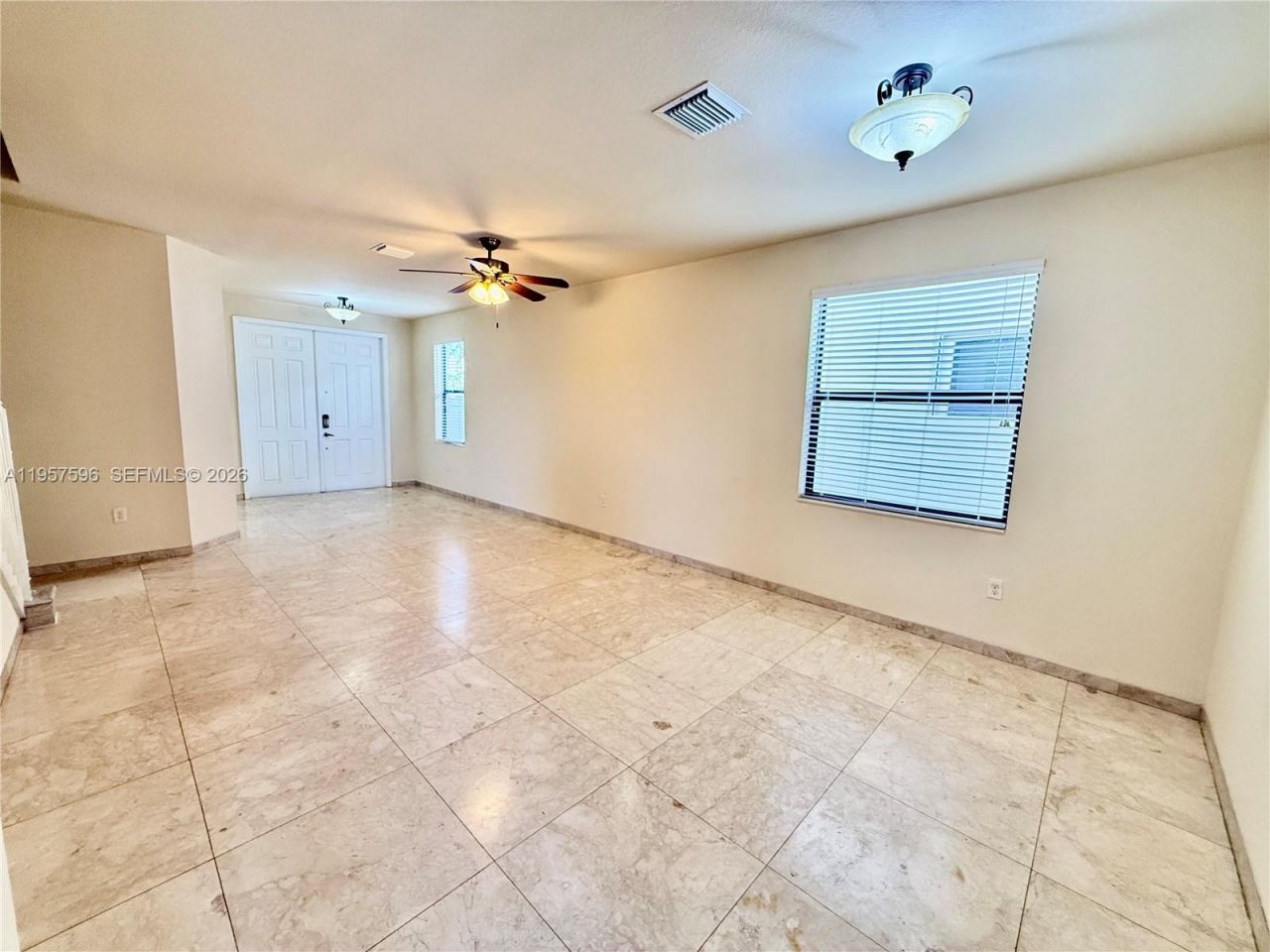 3385 W 86th Ter, Unit 3385, Hialeah, FL 33018 Photo