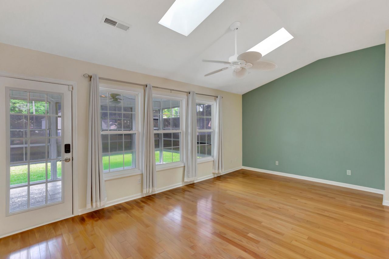 4808 Harvest Moon Court Photo 11