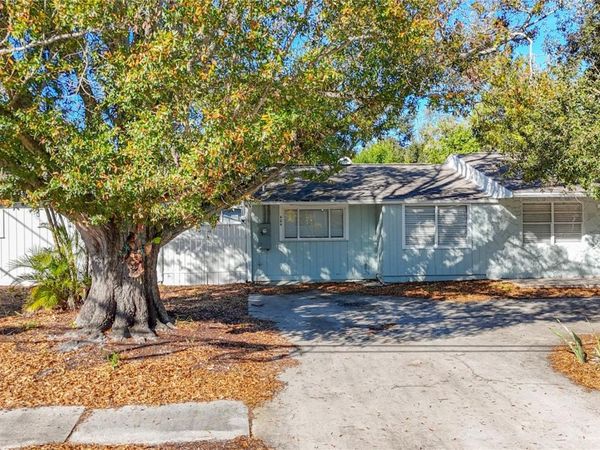 424 72ND STREET N, ST PETERSBURG, FL 33710