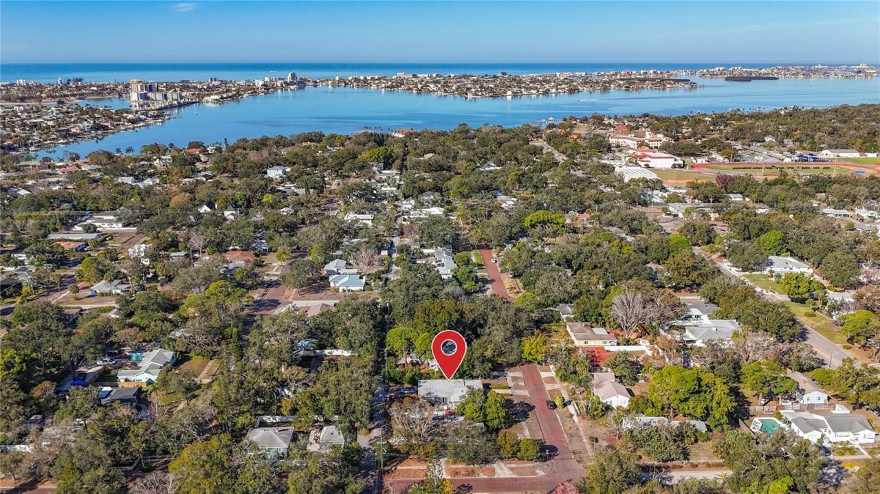 424 72nd Street N, Saint Petersburg, FL 33710 Photo