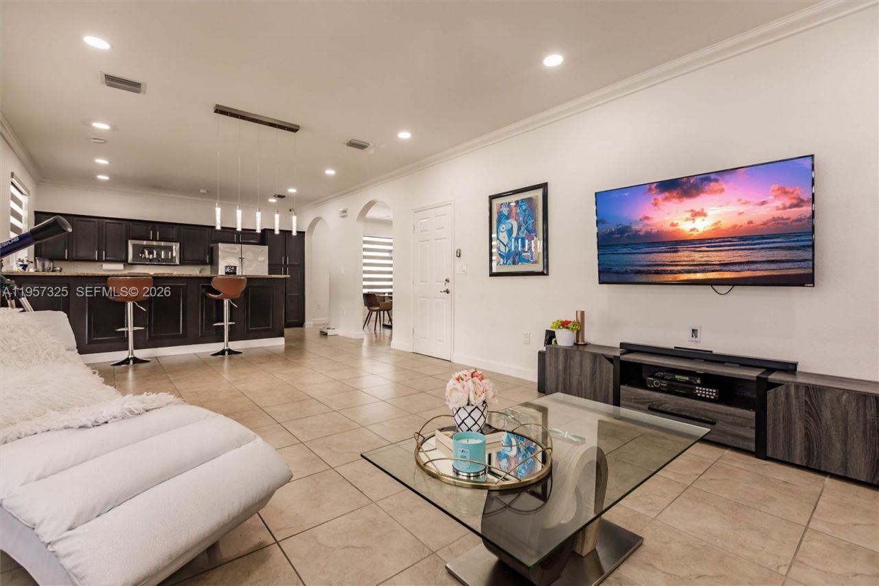 17063 SW 91st St, Miami, FL 33196 Photo