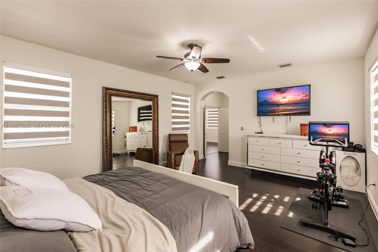 17063 SW 91st St, Miami, FL 33196 Photo