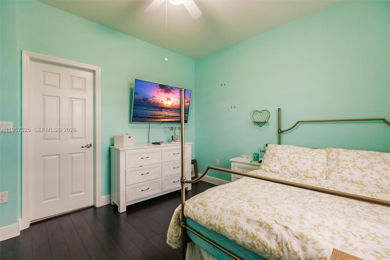 17063 SW 91st St, Miami, FL 33196 Photo