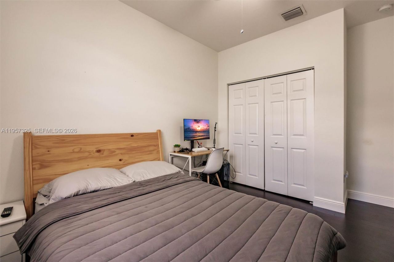 17063 SW 91st St, Miami, FL 33196 Photo