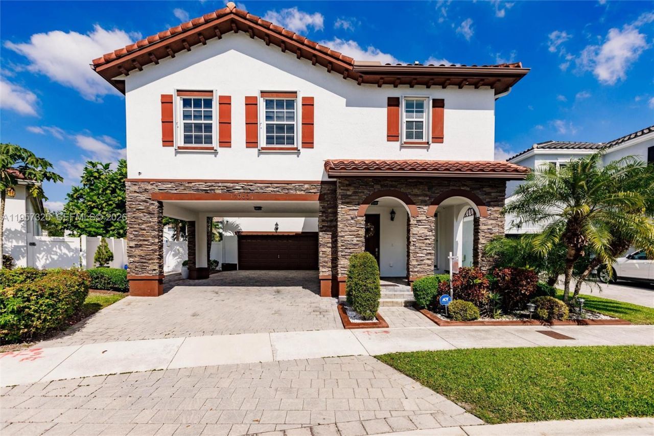 17063 SW 91st St, Miami, FL 33196 Photo