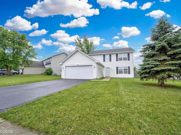 1327 E FOX CHASE Drive, Round Lake Beach, IL 60073