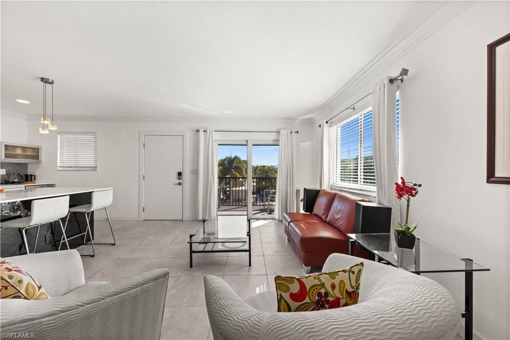 766 Central Ave, Unit 301, Naples, FL 34102 Photo