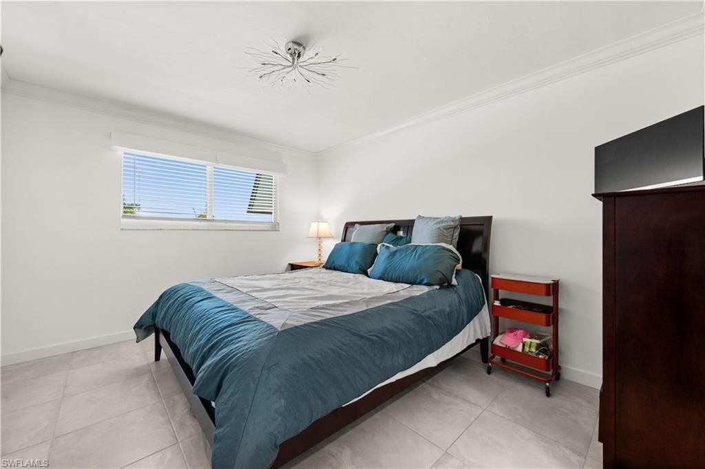 766 Central Ave, Unit 301, Naples, FL 34102 Photo