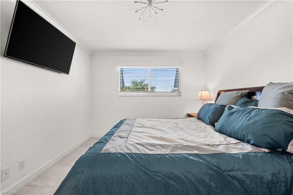 766 Central Ave, Unit 301, Naples, FL 34102 Photo