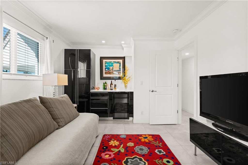 766 Central Ave, Unit 301, Naples, FL 34102 Photo