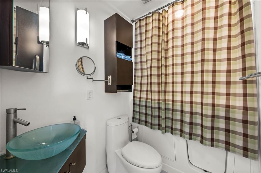 766 Central Ave, Unit 301, Naples, FL 34102 Photo