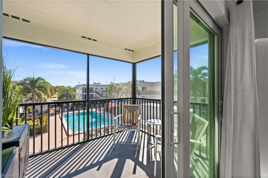 766 Central Ave, Unit 301, Naples, FL 34102 Photo