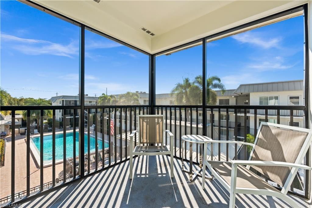 766 Central Ave, Unit 301, Naples, FL 34102 Photo
