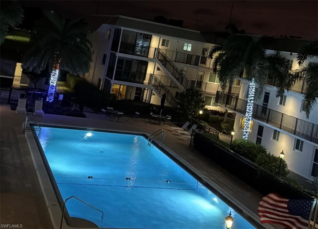 766 Central Ave, Unit 301, Naples, FL 34102 Photo