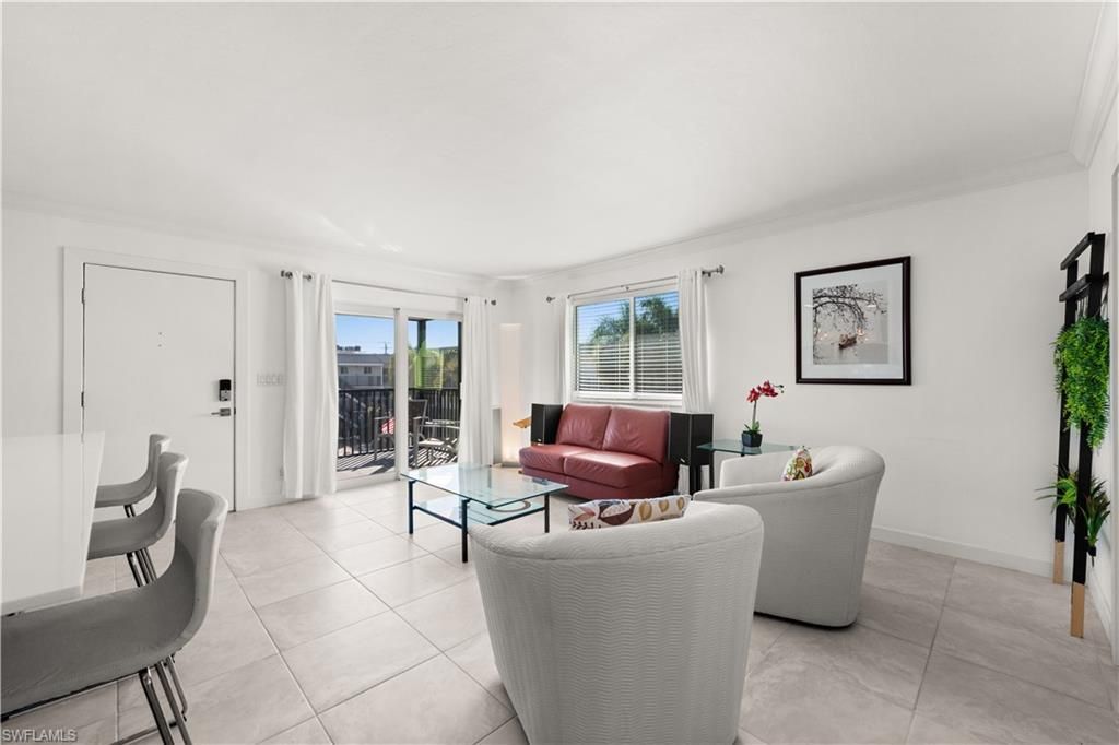 766 Central Ave, Unit 301, Naples, FL 34102 Photo