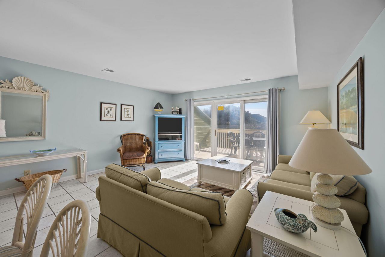 7000 Palmetto Boulevard Photo 4