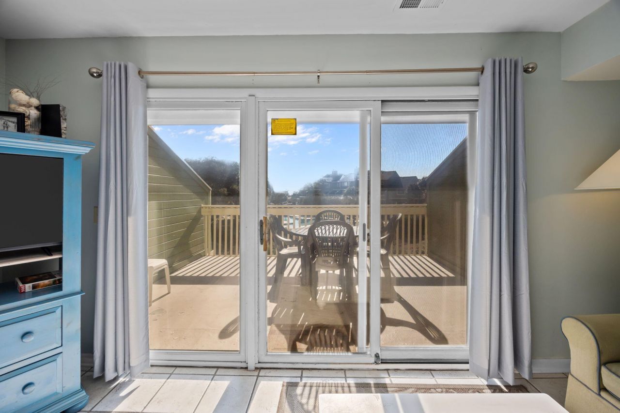 7000 Palmetto Boulevard Photo 9