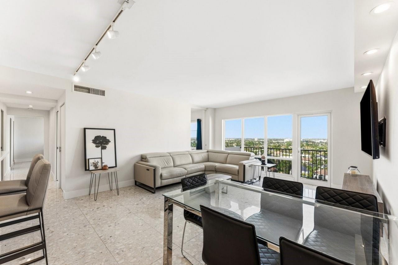 340 Sunset, Unit 1808, Fort Lauderdale, FL 33301 Photo