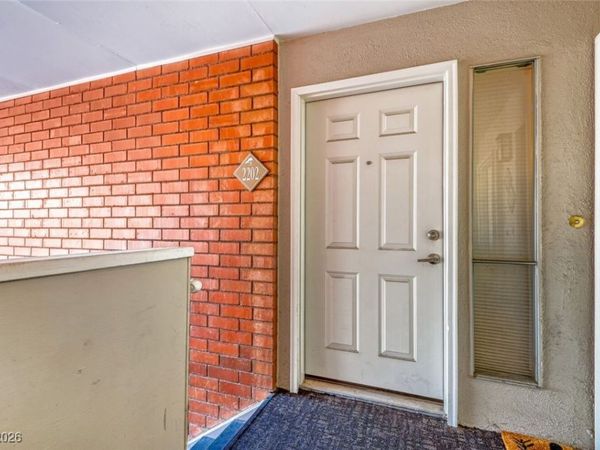 2878 Loveland Drive, Unit 2202, Las Vegas, NV 89109