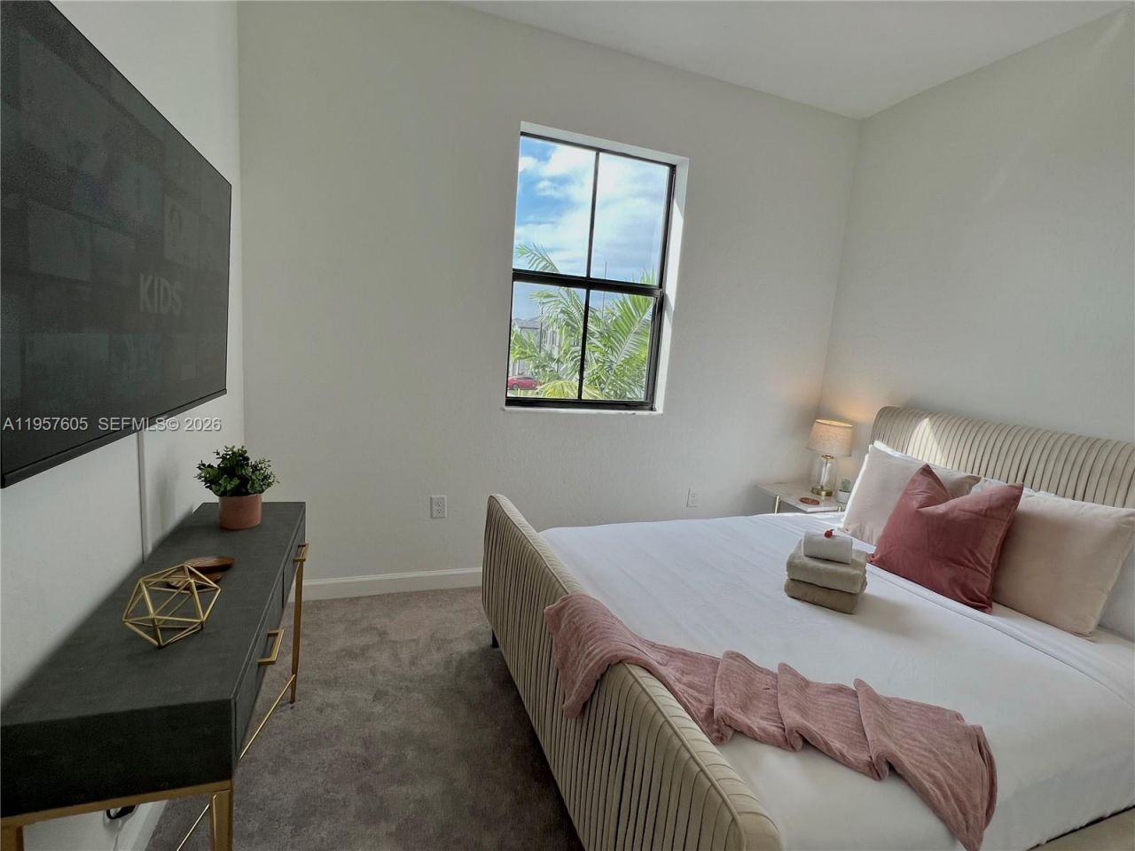 20433 NW 4th Ct, Miami Gardens, FL 33169 Photo