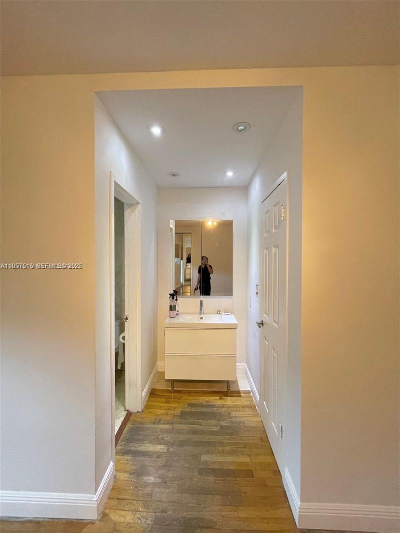 7312 Gary Ave, Unit 7312, Miami Beach, FL 33141 Photo